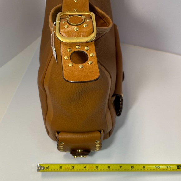 Michael Kors Large Acorn Leather Purse - Picture 7 of 8